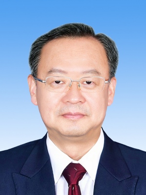 陳建文，男，漢族，1965年9月生，研究生學歷，中共黨員，現任人民日報社總編輯。