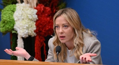 意大利總理梅洛尼舉行新年記者招待會(huì)